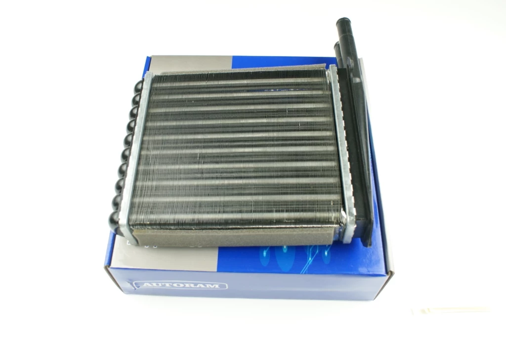 Радиатор отопителя 1117/1119 (алюм.) AUTORAM двухрядный
