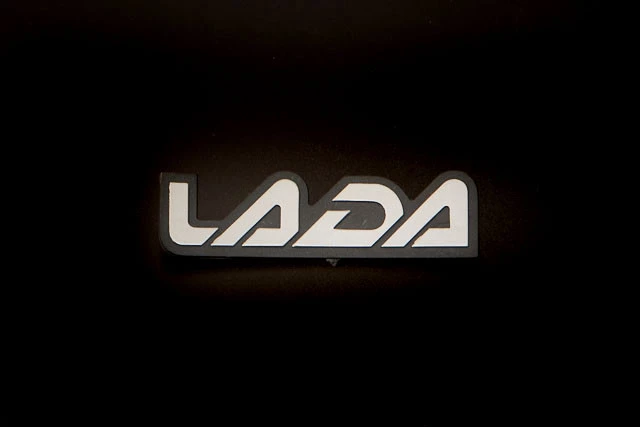 Эмблема крышки багажника LADA 2114